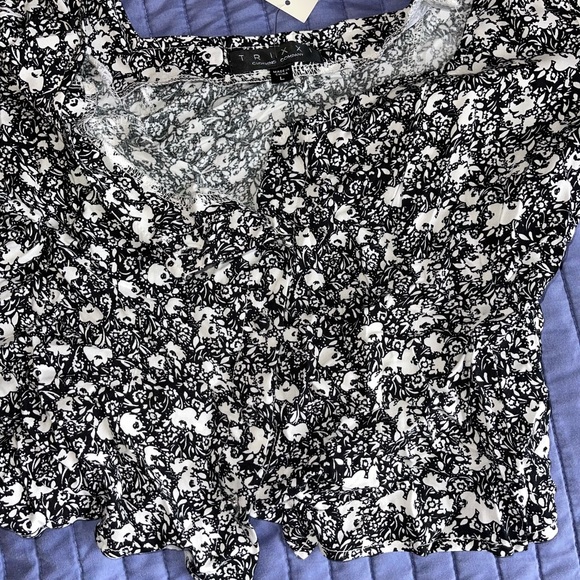 Francesca’s top - Picture 3 of 3